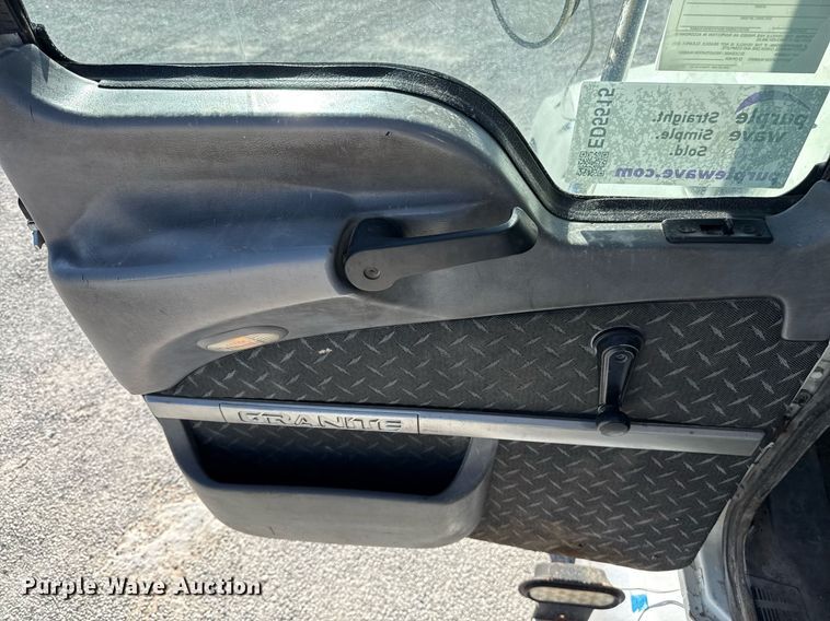 image for item ED5515 2014 Mack GU713 semi truck