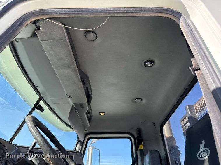 image for item ED5515 2014 Mack GU713 semi truck