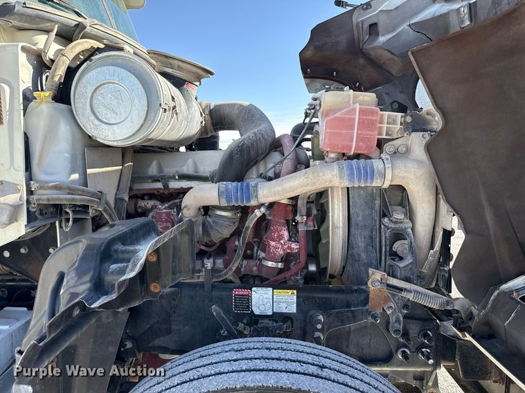 image for item ED5515 2014 Mack GU713 semi truck