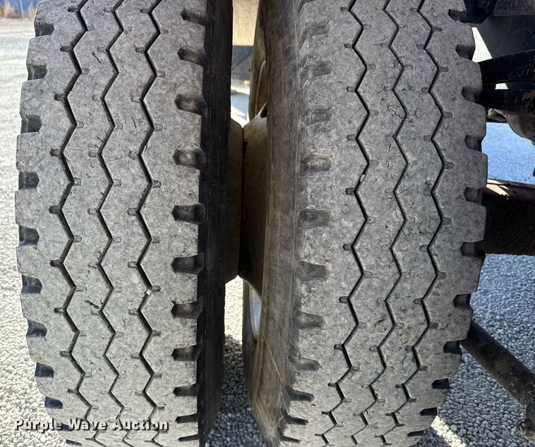 image for item ED5515 2014 Mack GU713 semi truck