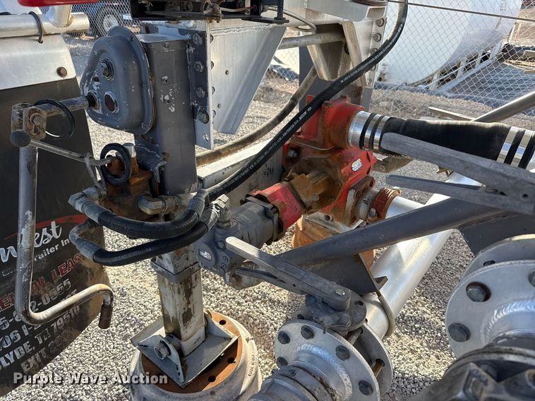 image for item ED5517 2010 Dragon tank trailer