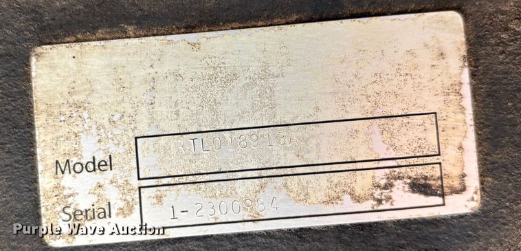 image for item EE0022 2005 Peterbilt 379 semi truck