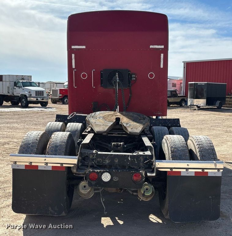 image for item EE0025 2003 Kenworth W900L semi truck