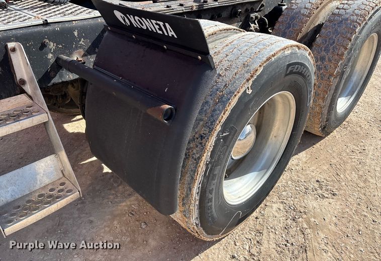 image for item EE0025 2003 Kenworth W900L semi truck