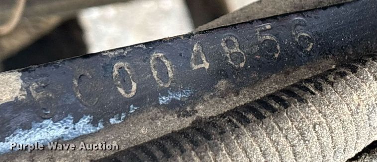 image for item EE0026 2005 International 9400i semi truck