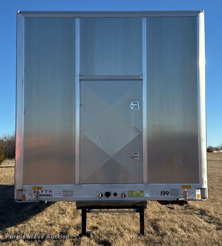 image for item EG2471 2016 Reitnouer Max Miser flatbed trailer