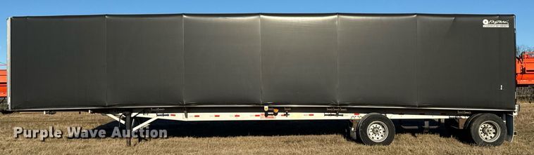 image for item EG2471 2016 Reitnouer Max Miser flatbed trailer