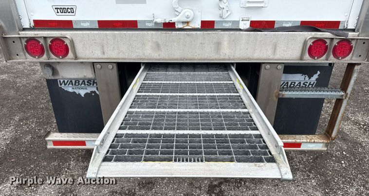 image for item EG2531 2013 Wabash  refrigerated van trailer