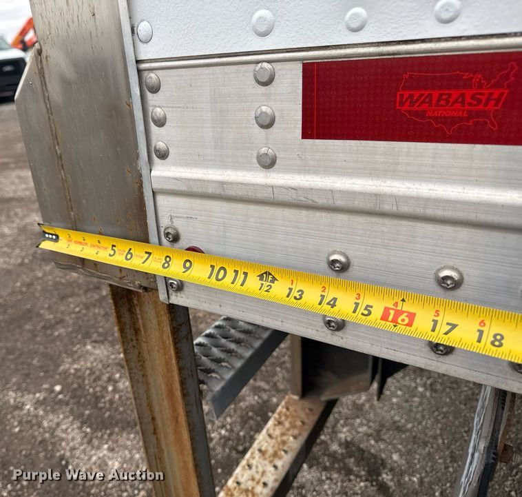 image for item EG2531 2013 Wabash  refrigerated van trailer