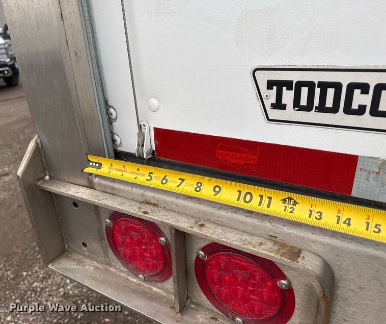 image for item EG2531 2013 Wabash  refrigerated van trailer