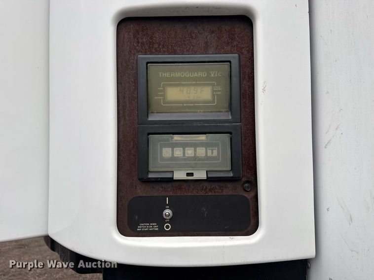 image for item EG2531 2013 Wabash  refrigerated van trailer