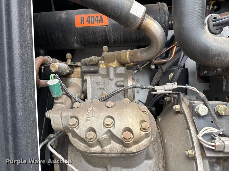 image for item EG2531 2013 Wabash  refrigerated van trailer