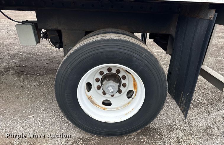 image for item EG2531 2013 Wabash  refrigerated van trailer