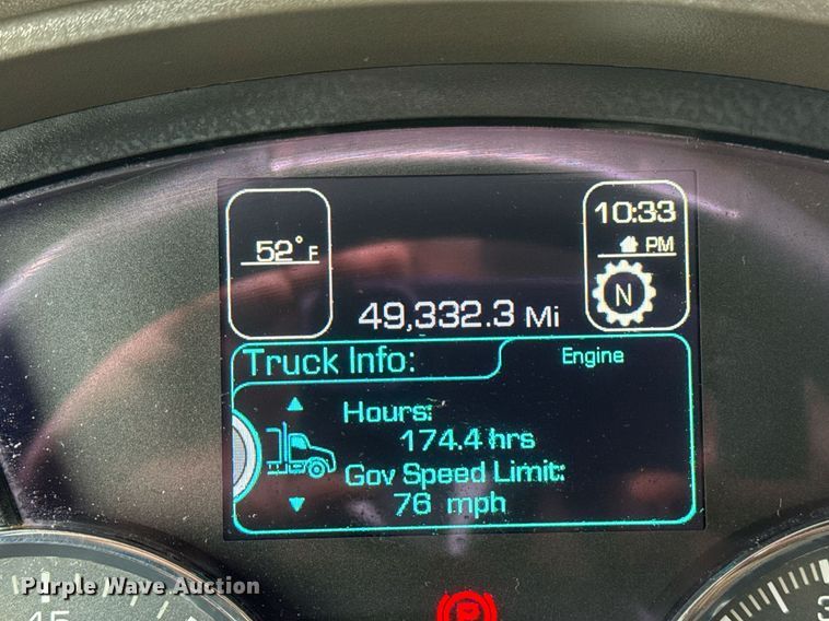 image for item EG2543 2016 Kenworth T680 semi truck