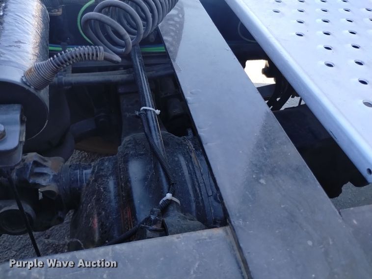 image for item EG9895 2016 Freightliner  Cascadia Evolution  semi truck