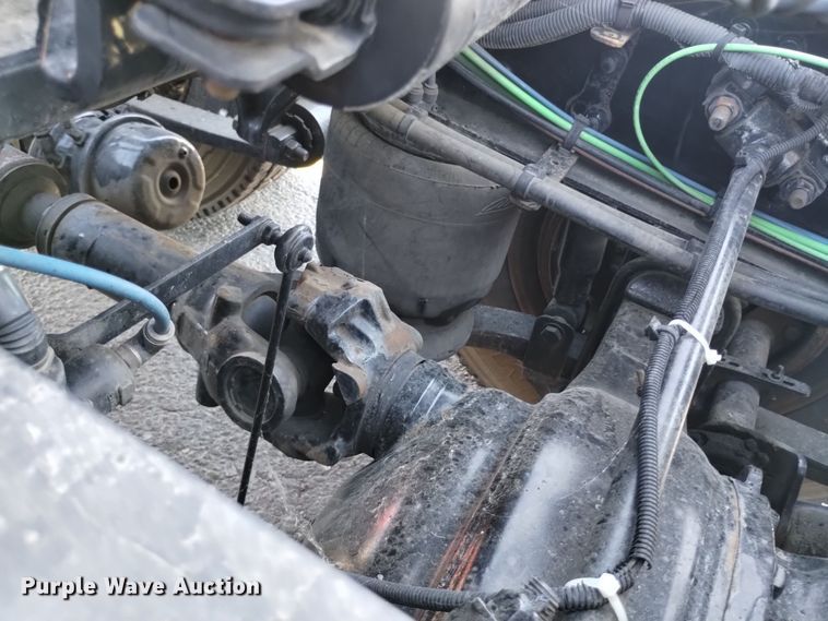 image for item EG9895 2016 Freightliner  Cascadia Evolution  semi truck