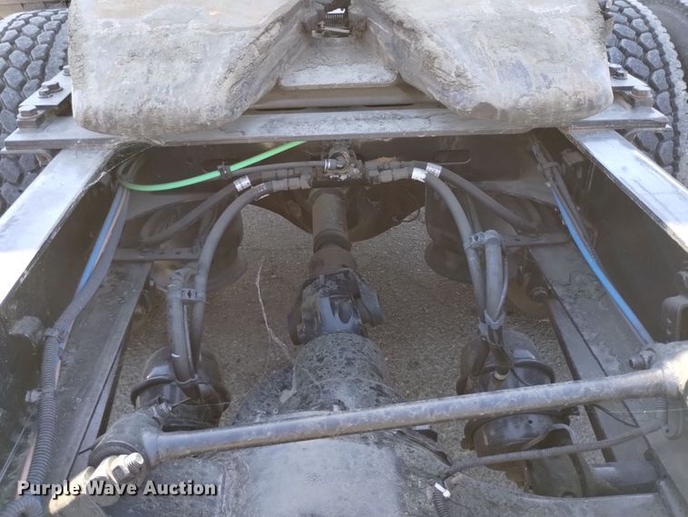 image for item EG9895 2016 Freightliner  Cascadia Evolution  semi truck