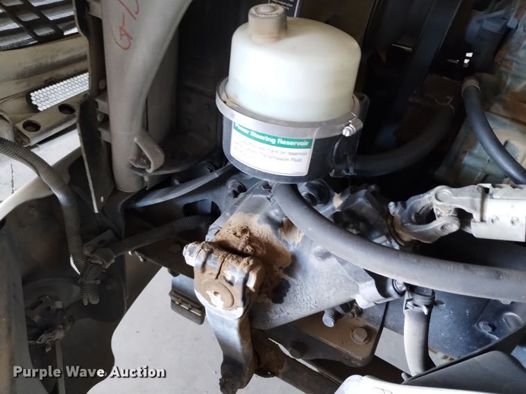 image for item EH0130 2005 Freightliner Columbia semi truck