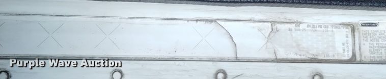 image for item EH0130 2005 Freightliner Columbia semi truck