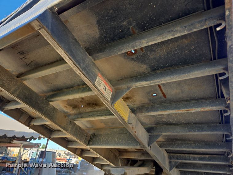 image for item EI4099 2010 International Durastar 4300 dump flatbed truck