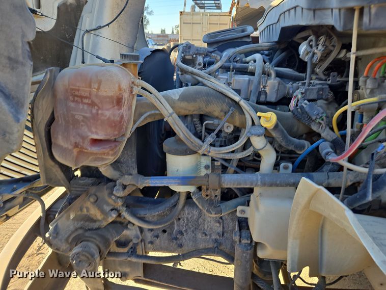 image for item EI4099 2010 International Durastar 4300 dump flatbed truck