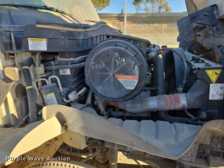 image for item EI4099 2010 International Durastar 4300 dump flatbed truck