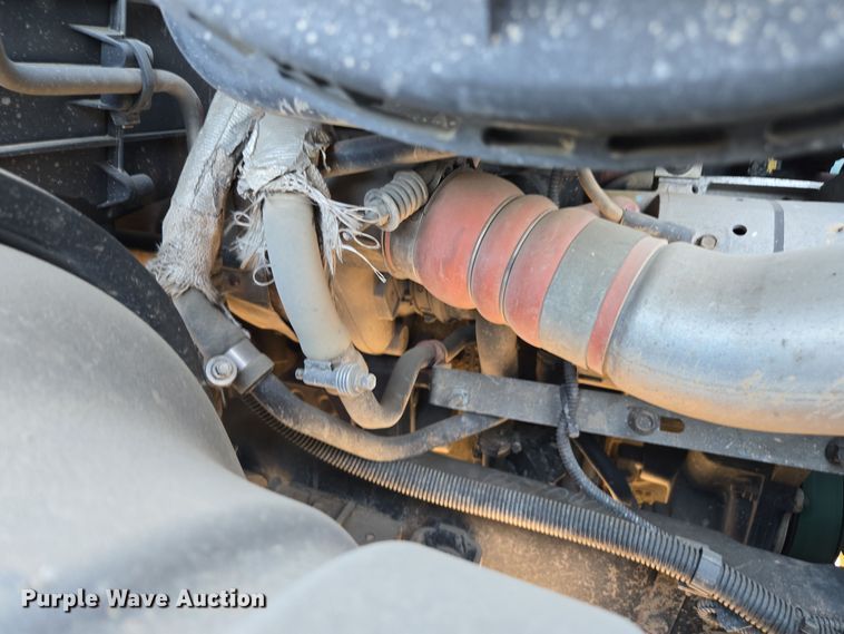 image for item EI4099 2010 International Durastar 4300 dump flatbed truck