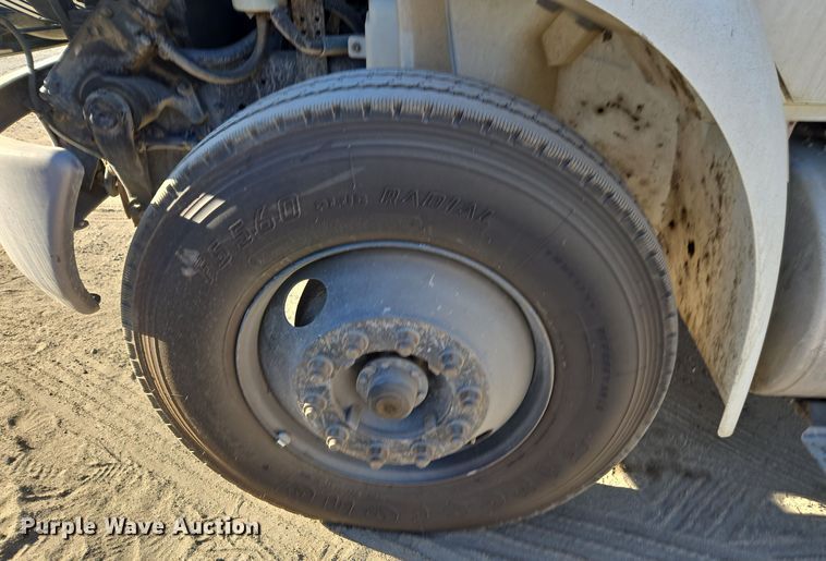 image for item EI4099 2010 International Durastar 4300 dump flatbed truck