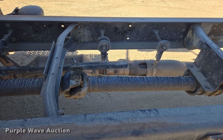 image for item EI4105 2010 International DuraStar 4300 truck cab and chassis