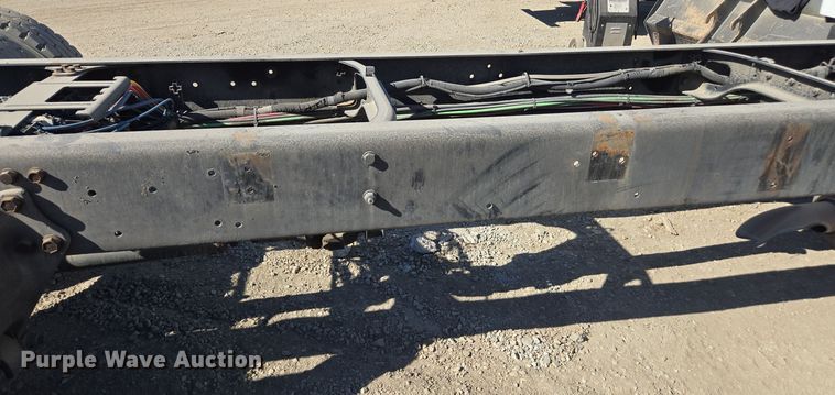 image for item EI4108 2008 Freightliner Business Class M2 truck cab and chassis