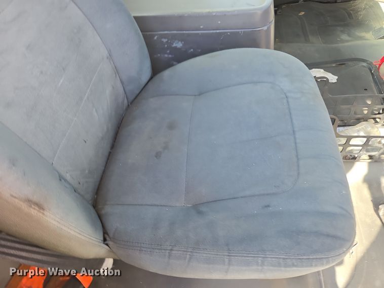 image for item EI4108 2008 Freightliner Business Class M2 truck cab and chassis