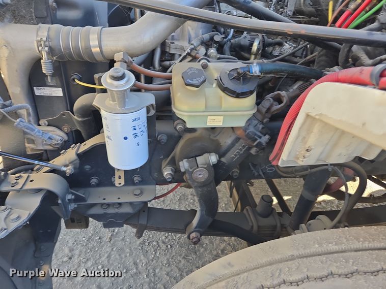 image for item EI4108 2008 Freightliner Business Class M2 truck cab and chassis