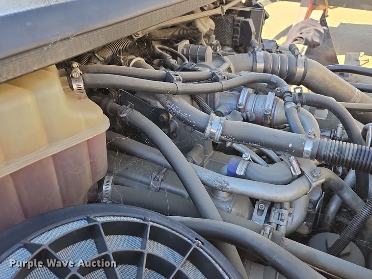 image for item EI4108 2008 Freightliner Business Class M2 truck cab and chassis