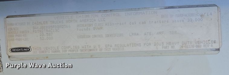 image for item EI4165 2015 Freightliner Cascadia 125 semi truck