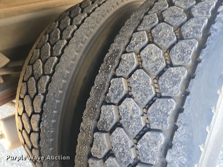 image for item EI4166 2016 Freightliner Business Class M2 106 refrigerated truck