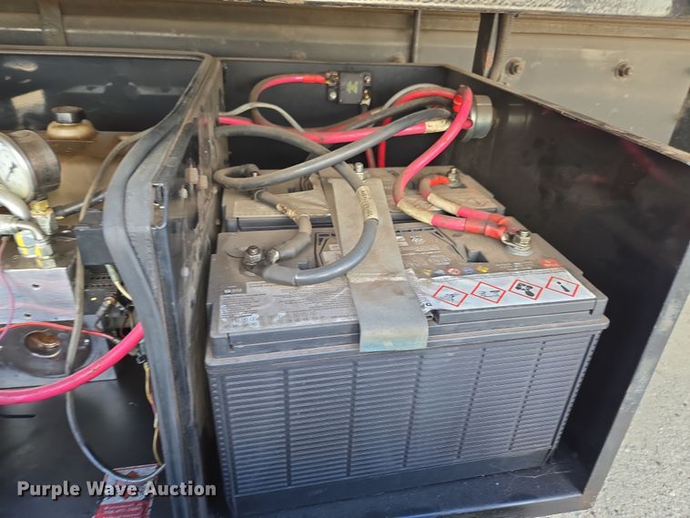 image for item EI4167 2017 Freightliner Business Class M2 106 refrigerated truck