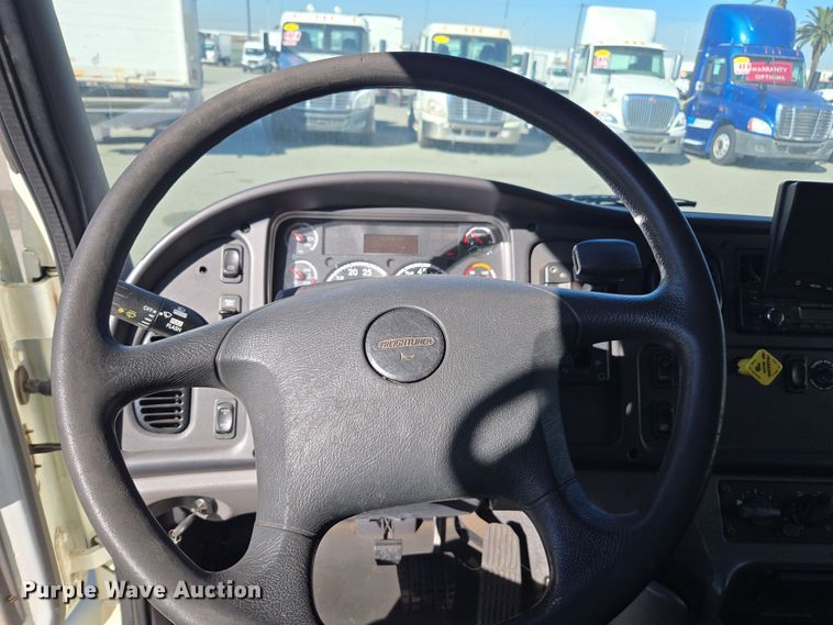 image for item EI4167 2017 Freightliner Business Class M2 106 refrigerated truck