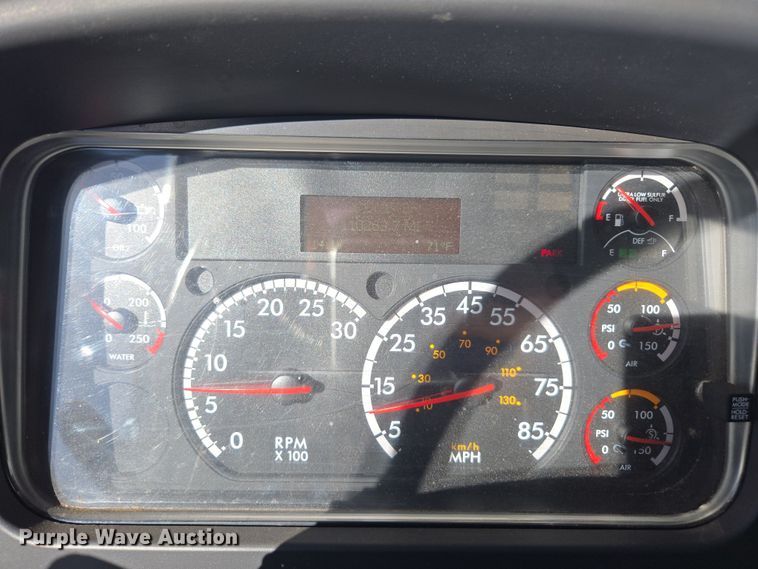 image for item EI4167 2017 Freightliner Business Class M2 106 refrigerated truck