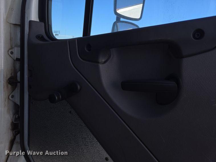 image for item EI4167 2017 Freightliner Business Class M2 106 refrigerated truck