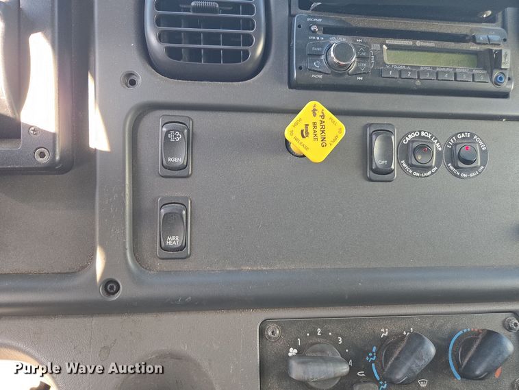 image for item EI4167 2017 Freightliner Business Class M2 106 refrigerated truck