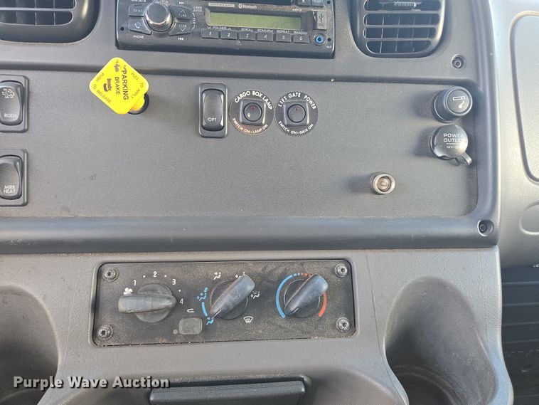 image for item EI4167 2017 Freightliner Business Class M2 106 refrigerated truck