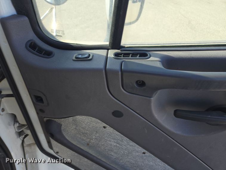 image for item EI4168 2017 Freightliner Business Class M2 106 refrigerated truck