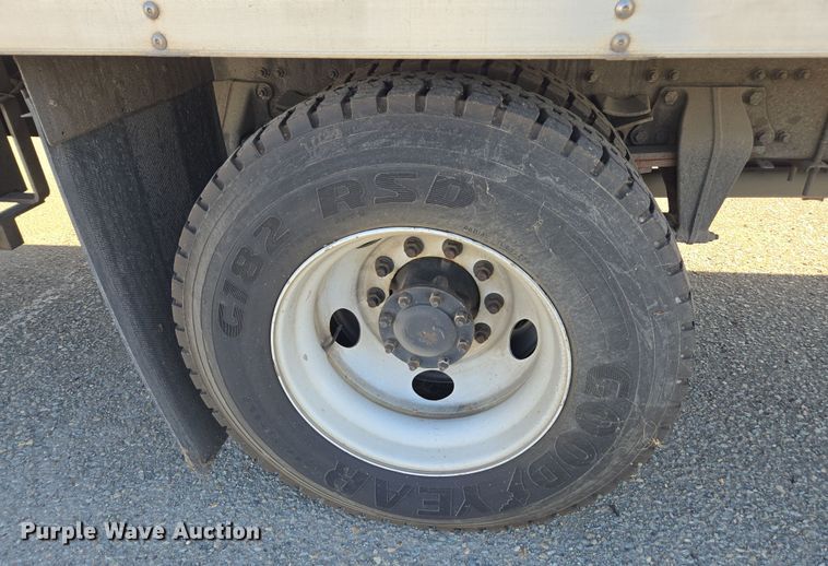 image for item EI4168 2017 Freightliner Business Class M2 106 refrigerated truck