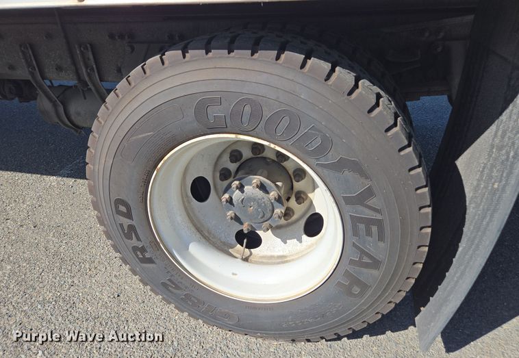 image for item EI4168 2017 Freightliner Business Class M2 106 refrigerated truck