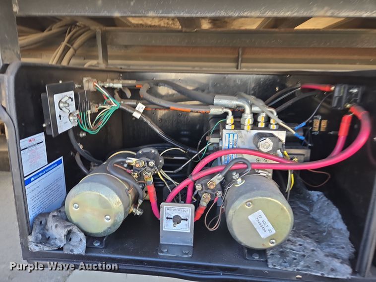 image for item EI4169 2016 Freightliner Business Class M2 106 refrigerated truck