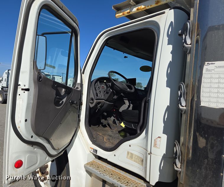 image for item EI4169 2016 Freightliner Business Class M2 106 refrigerated truck