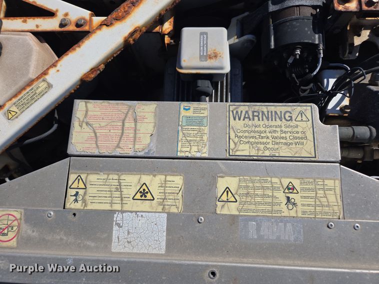 image for item EI4169 2016 Freightliner Business Class M2 106 refrigerated truck