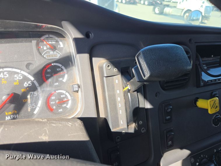 image for item EI4169 2016 Freightliner Business Class M2 106 refrigerated truck