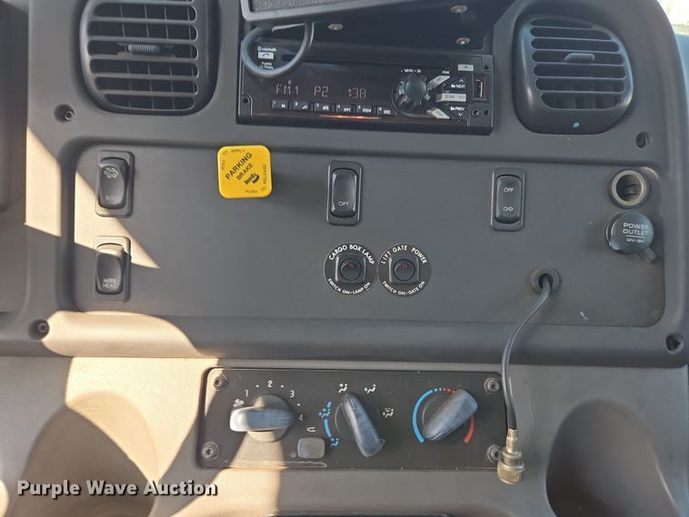 image for item EI4169 2016 Freightliner Business Class M2 106 refrigerated truck