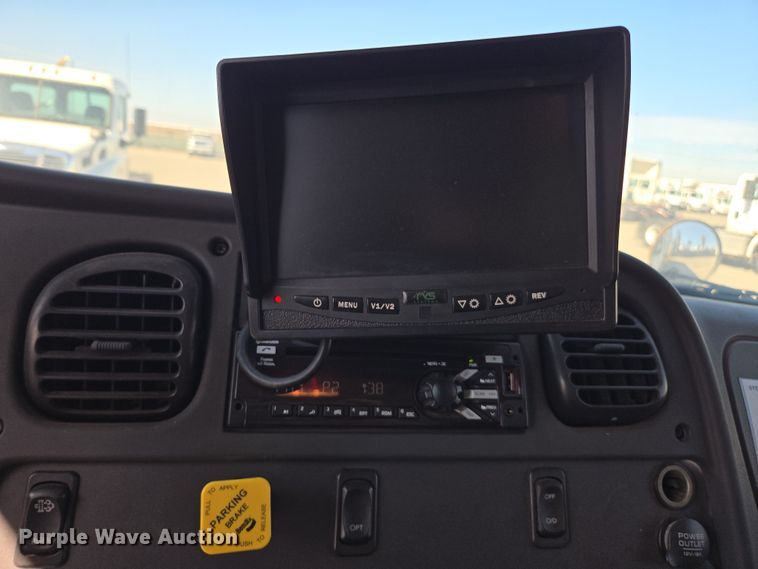 image for item EI4169 2016 Freightliner Business Class M2 106 refrigerated truck